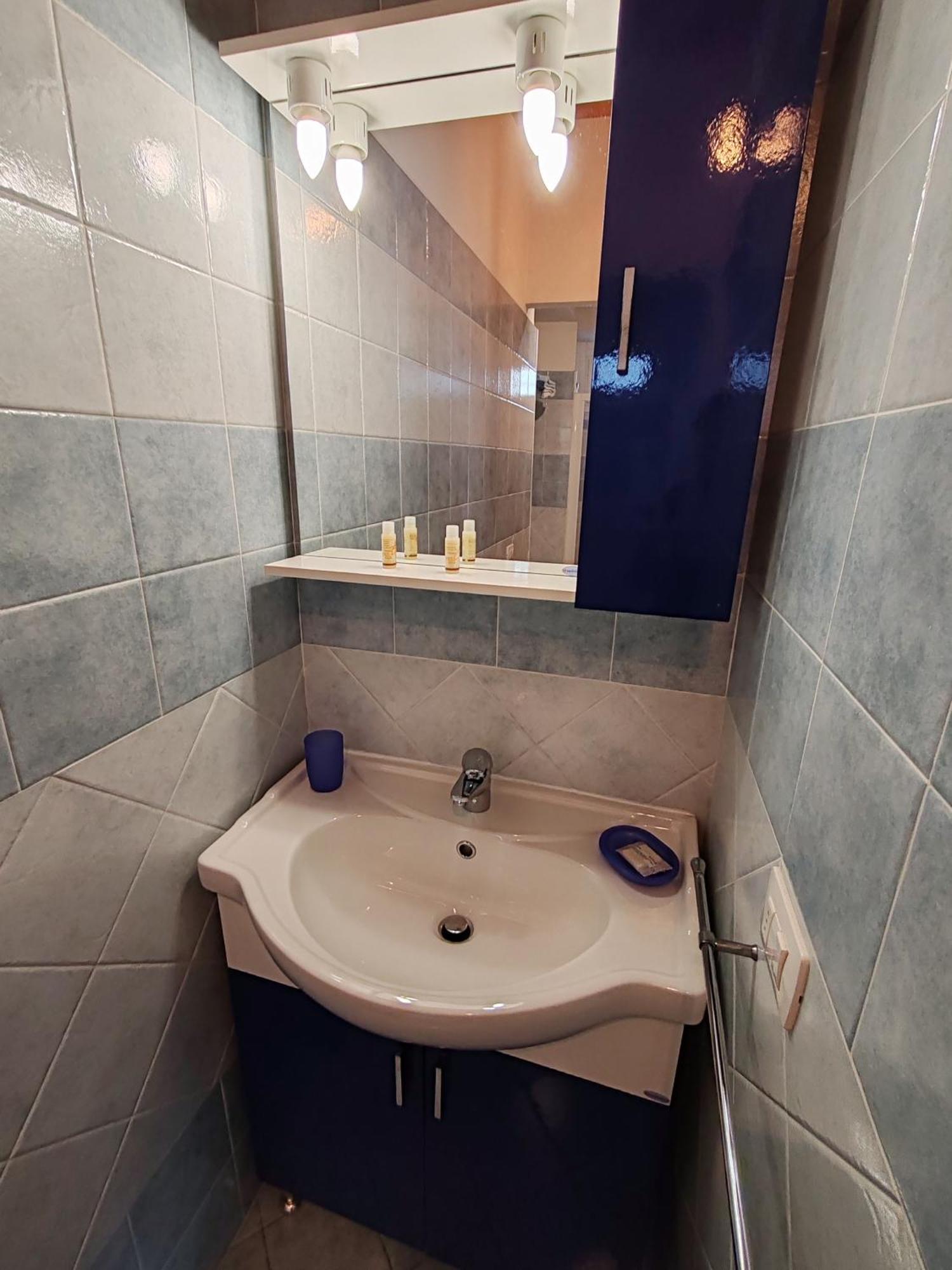 Residenza Silvana Apt A Cielo On The Ground Floor With Parking Verbania Luaran gambar